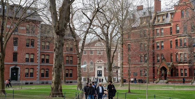 ट्रम्प प्रशासनद्वारा हार्वर्ड विश्वविद्यालयलाई अन्तर्राष्ट्रिय विद्यार्थी भर्ना गर्न रोक