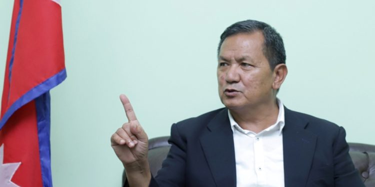 कर्मचारी पक्राउ पर्दैमा गृहमन्त्रीको राजीनामा माग्नु गलतः मन्त्री गुरुङ