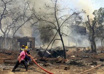 दुर्घटनाग्रस्त एयर इन्डियामा सवार यात्रुको परिचय खुल्यो, कुन देशका कति थिए ?