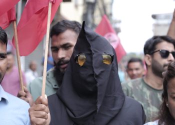 नेविसंघ अधिवेशन माग गर्दै कांग्रेस कार्यालयमा प्रदर्शन