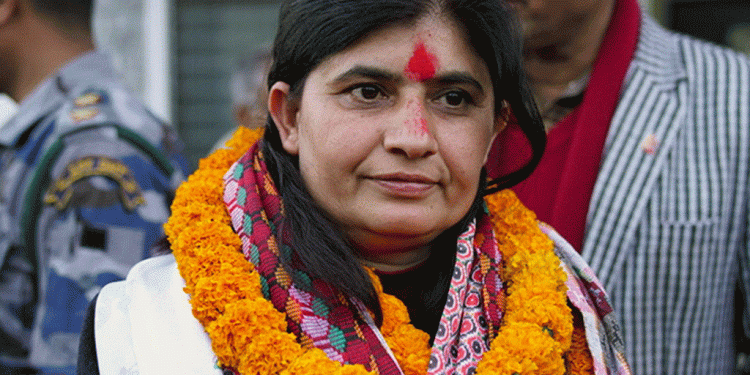 संघीयता बलियो बनाउन कर्मचारीको भूमिका महत्त्वपूर्ण : मन्त्री न्यौपाने