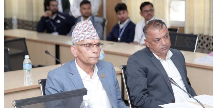 कुलिङ पिरियड किर्तेः कांग्रेसका सांसद थानी भन्छन्,’टाठोबाठो सभापतिले थाहा छैन भन्न मिल्छ ?’