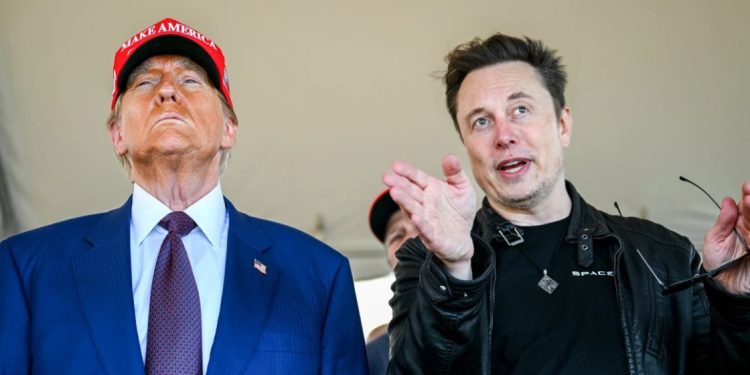 ट्रम्पलाई टक्कर दिन मस्कले खोले पार्टी