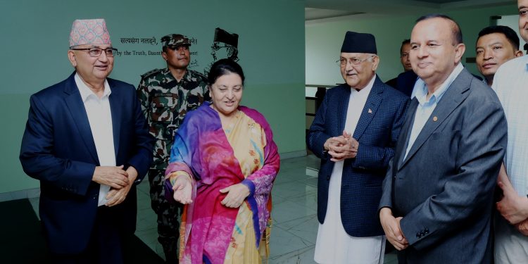 ओली र भण्डारीबीच डेढ घण्टा छलफल