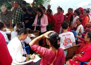 लमजुङ चिती तिलाहारमा निःशुल्क स्वास्थ्य शिविर, ८०५ जनाले सेवा लिए