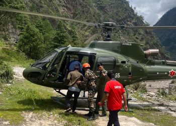 चिनियाँ भूमिमा होल्ड भएको नेपाली सेनाको हेलिकोप्टर फर्कियो