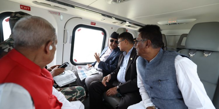 मधेशको सुख्खाग्रस्त क्षेत्रको अवलोकन भ्रमणमा प्रधानमन्त्री ओली(फोटो फिचर)