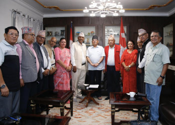 ज्येष्ठ नागरिकले प्रचण्डलाई भने- आर्थिक वर्गीकरणका आधारमा भत्ता दिने व्यवस्था मिलाइयोस्