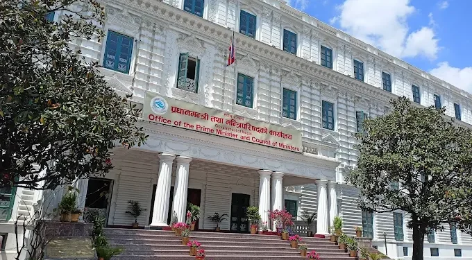 १७ सचिव अनिवार्य अवकाशको तयारीमा, उमेर हद बढाउने विधेयकले कार्यकाल लम्बिने सम्भावना