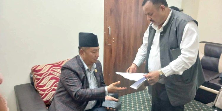 बागमतीका ऊर्जामन्त्री खड्काले पनि दिए राजीनामा