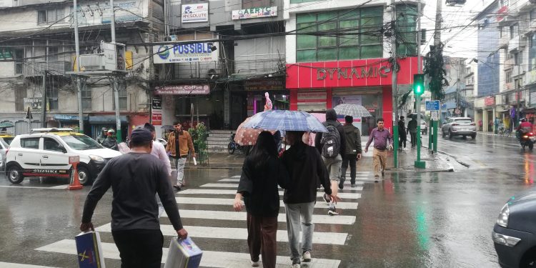 उपत्यकासहित देशका अधिकांश क्षेत्रमा लगातार वर्षा : बंगाल खाडीको मनसुन सक्रिय