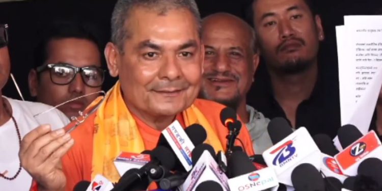 दुर्गां प्रसाई भन्छन्– म ठग होइन, अकबरे सुन हुँ