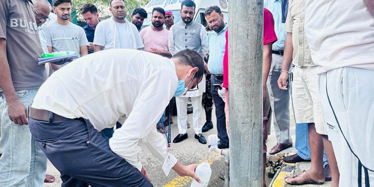 हैजा प्रभावित वीरगन्ज क्षेत्रमा पानी परीक्षण सुरु