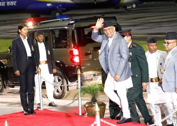 प्रधानमन्त्री स्वदेश फिर्ता