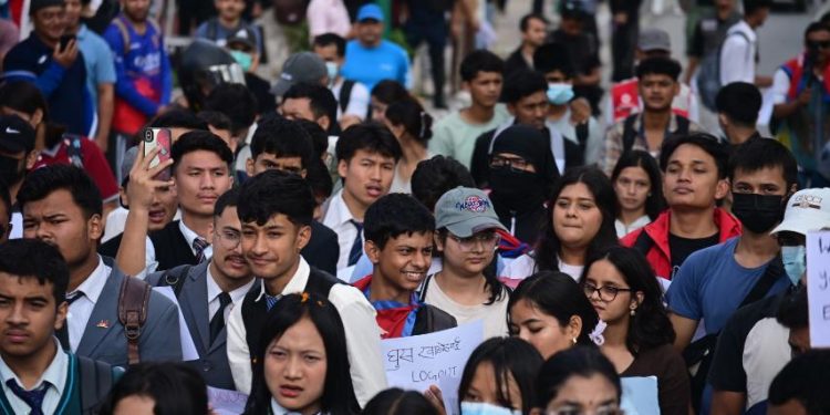 सामाजिक सञ्जाल बन्द र भ्रष्टाचारविरुद्ध जेन–जि पुस्ताको माइतीघरमा प्रदर्शन