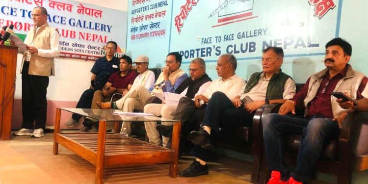 विशेष महाधिवेशन माग्दै कांग्रेसमा हस्ताक्षर अभियान सुरू