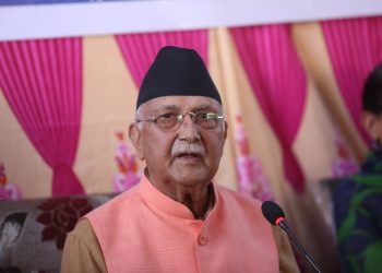 एमालेले मात्र मुलुकलाई सही बाटोमा फर्काउन सक्छ:ओली
