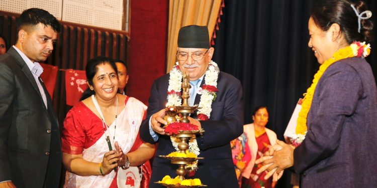 नयाँ आन्दोलनमा जानुपर्ने हुनसक्छ, तयार रहनू: प्रचण्ड