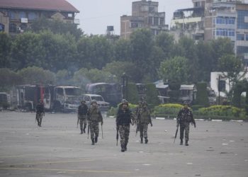 देशभर कर्फ्यू आदेश