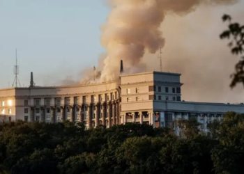 युक्रेनी मन्त्रिपरिषद् भवनमा रुसले हान्यो क्षेप्यास्त्र