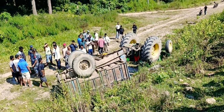 कैलालीको लम्कीचुवामा ट्याक्टर दुर्घटना, तीन जनाको मृत्यु, नौ घाइते