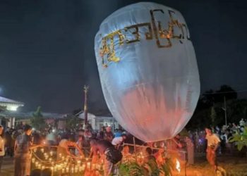 म्यानमारमा बौद्ध उत्सवका क्रममा प्याराग्लाइडरबाट बम आक्रमण