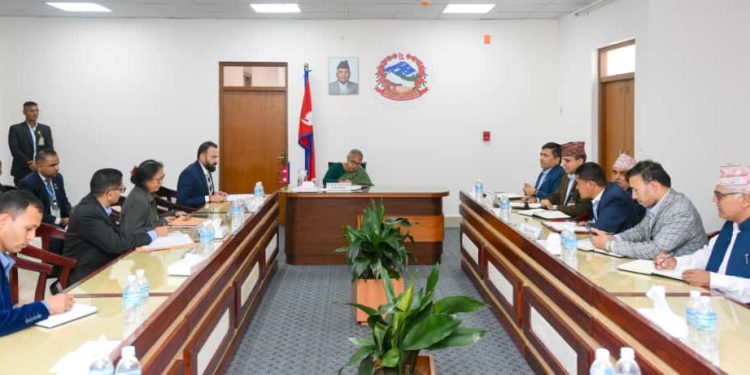 अदालतको सेवा एक दिन पनि रोक्न मिल्दैनः प्रधानमन्त्री कार्की