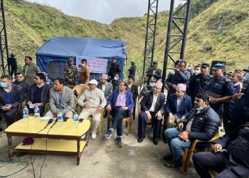 बञ्चरेडाँडाको अवरोध खुल्योः १५ दिनभित्र पूर्वसहमति कार्यान्वयन गर्ने मन्त्री घिसिङको प्रतिबद्धता