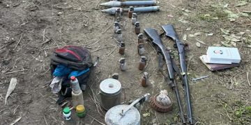 अर्घाखाँची बोक्सेमा हात हतियार तथा विष्फोटक पदार्थ फेला