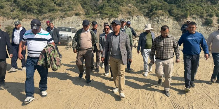बाढीपहिरोले क्षतविक्षत बीपी राजमार्ग पुनर्निर्माण धमाधम, २८ मध्ये २५ किमि ठेक्का लाग्यो