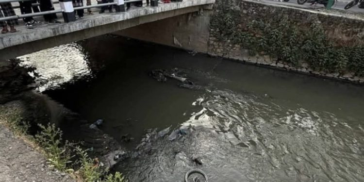 काठमाडौं धोबीखोलामा पुरुष मृत फेला