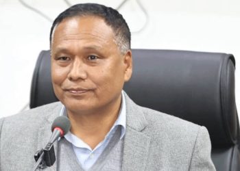 राजीनामापछि कुलमान घिसिङद्वारा १५५ दिनको कार्यविवरण सार्वजनिक