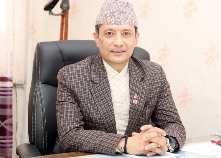 निर्वाचन आयुक्त जबरालाई प्रश्न: चुनावकाे मौन अवधिमा हुनसक्ने चलखेल रोक्न के तयारी छ?