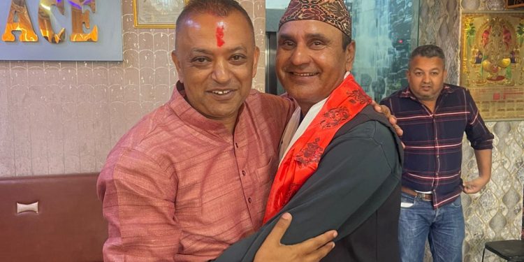 रास्वपा मकवानपुर सभापति पराजुलीले पनि छाडे रास्वपा, कांग्रेसमै फर्किए