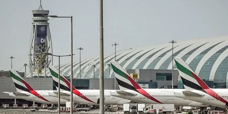 दुबई विमानस्थलमा अस्थायी रूपमा उडान रोकियो