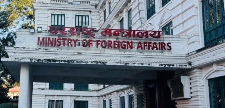 खाडीमा रहेका नेपाली श्रमिकको तत्काल उद्धार आवश्यक नरहेको सरकारको निष्कर्ष