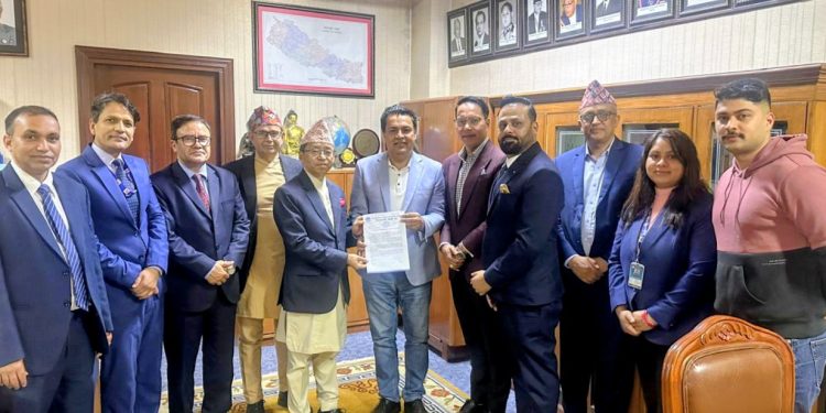 मध्यपूर्वमा रहेका नागरिकको सुरक्षाका लागि एनआरएनएले गरायो सरकारको ध्यानाकर्षण