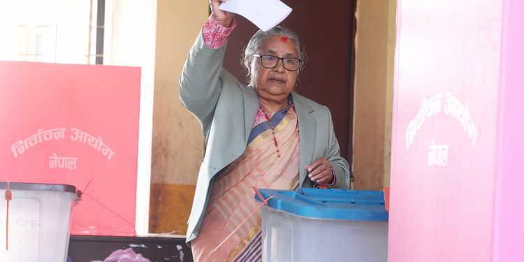 मतदान गरेपछि प्रधानमन्त्री कार्कीले भनिन्- मैले कर्तव्य पूरा गरेँ