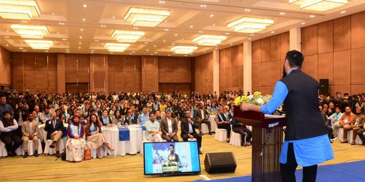 ‘विजेता हुनुको अर्थ छाडा हुनु होइन’: सांसदलाई रवि लामिछानेको कडा सन्देश