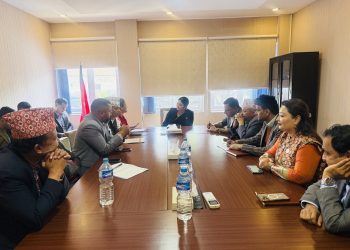 मन्त्री रावलसँग जनप्रतिनिधिले भने- प्रशासकीय अधिकृत दुई वर्षमा अनिवार्य सरुवा गर्नुपर्छ