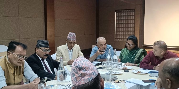 कांग्रेसले थाल्यो संविधान संशोधनको गृहकार्य, भोलि पनि बैठक