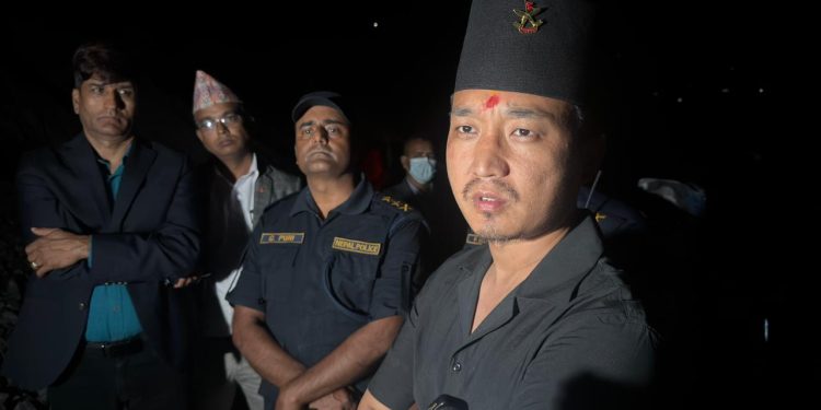 विवादमा तानिएका गृहमन्त्री सुधनले दिए राजीनामा