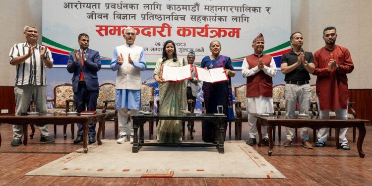 टोल-टोलमा निःशुल्क योग र ध्यान, ‘आरोग्य सहर’ बनाउँदै काठमाडौं महानगर