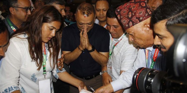 कांग्रेस सभापतिमा गगनसहित तीन उम्मेदवार, वरिष्ठ उपसभापतिमा शर्मा निर्विरोध
