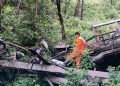 पोखरामा स्कुलबस दुर्घटना हुँदा पाँच जनाको मृत्यु, १२ घाइतेको उपचार हुँदै